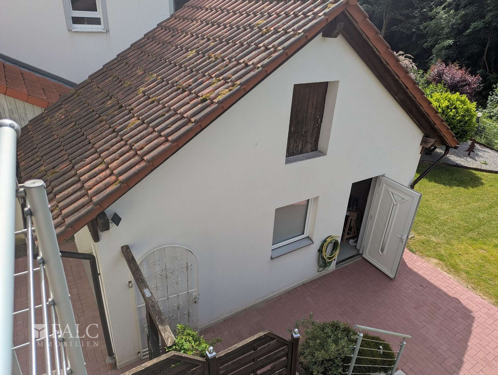 Garage Seitenansicht